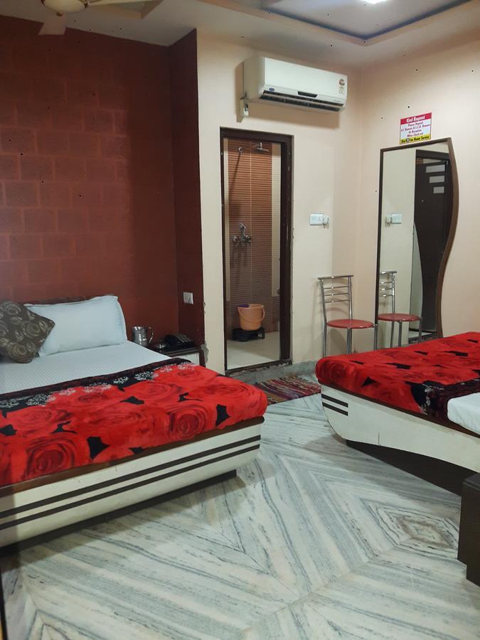 Hotel Lovely Аджмер Екстер'єр фото